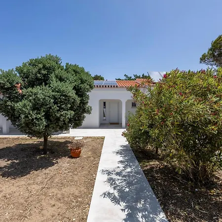 Alba Villa *